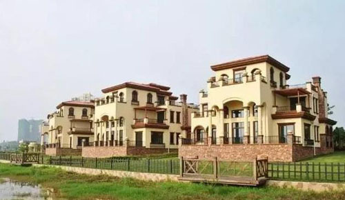 在農村小別墅用真石漆裝修外墻，效果圖美絕了